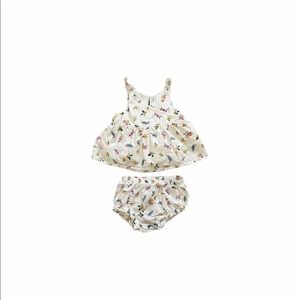 Old navy girls white floral tank and bloomer set size 6-12 months